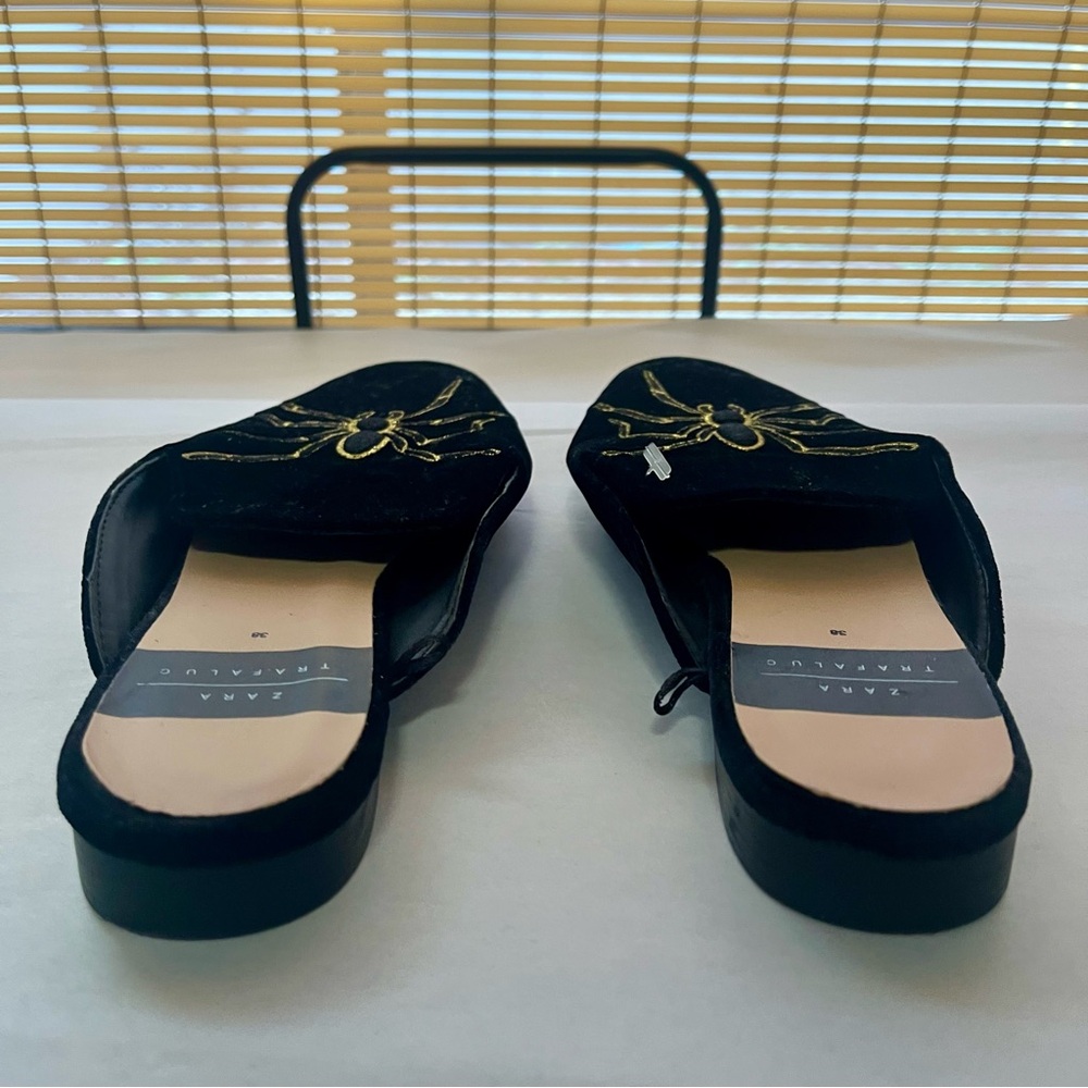 Zara Trafaluc Black Velvet Mules with Gold Spider Embroidery - Picture 4 of 8